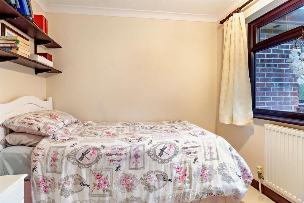 8674002-interior08-800.jpg