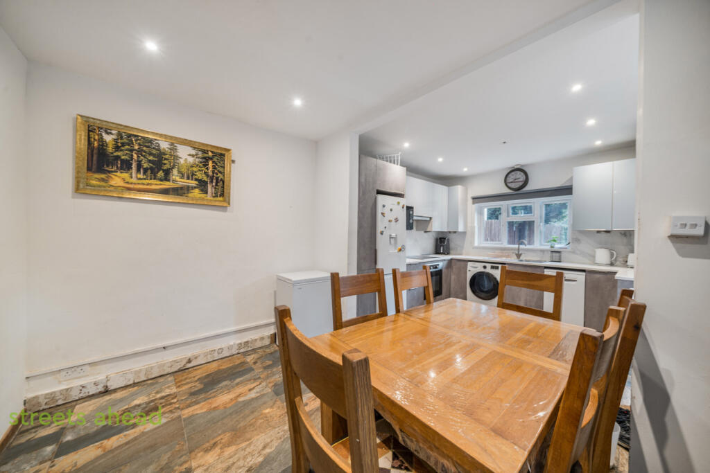 3a5edc4e-94c0-425...