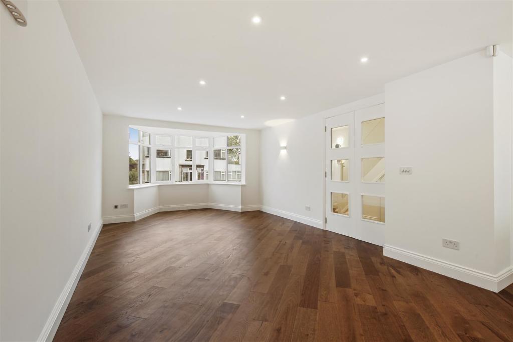 16 Priory Hill - dGyJd99ytLS2c5mxtT16.jpg