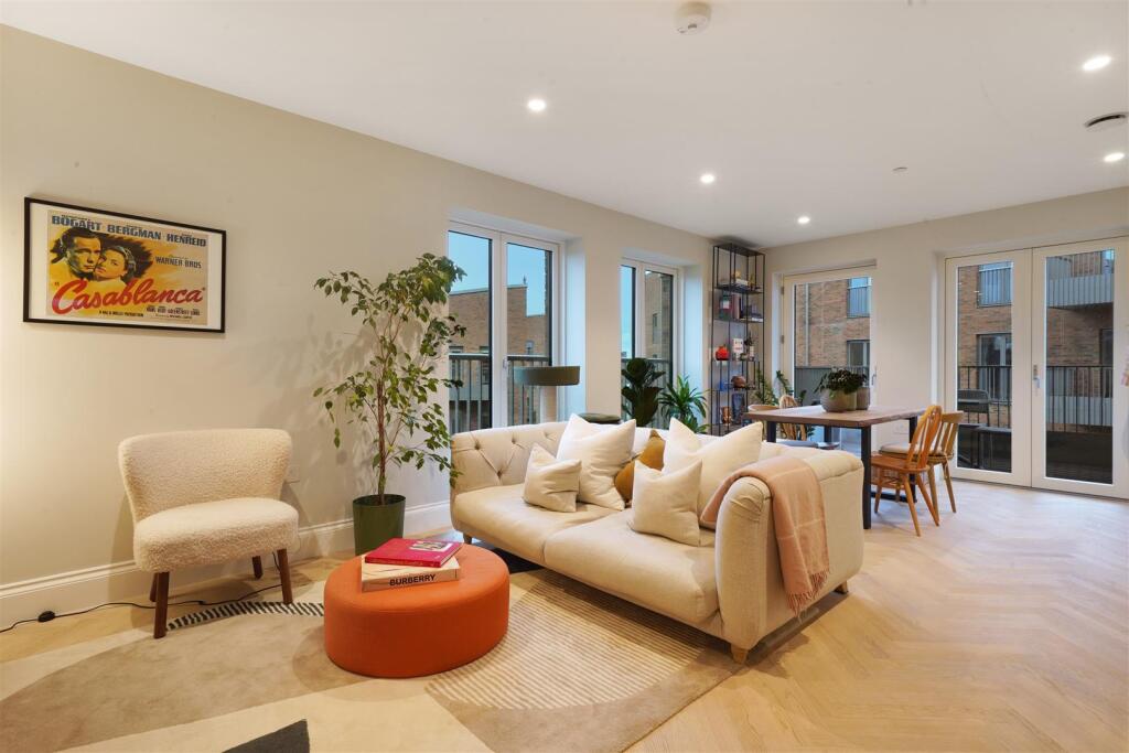 Royal Engineers Way, Millbrook Park,  NW7 1UW