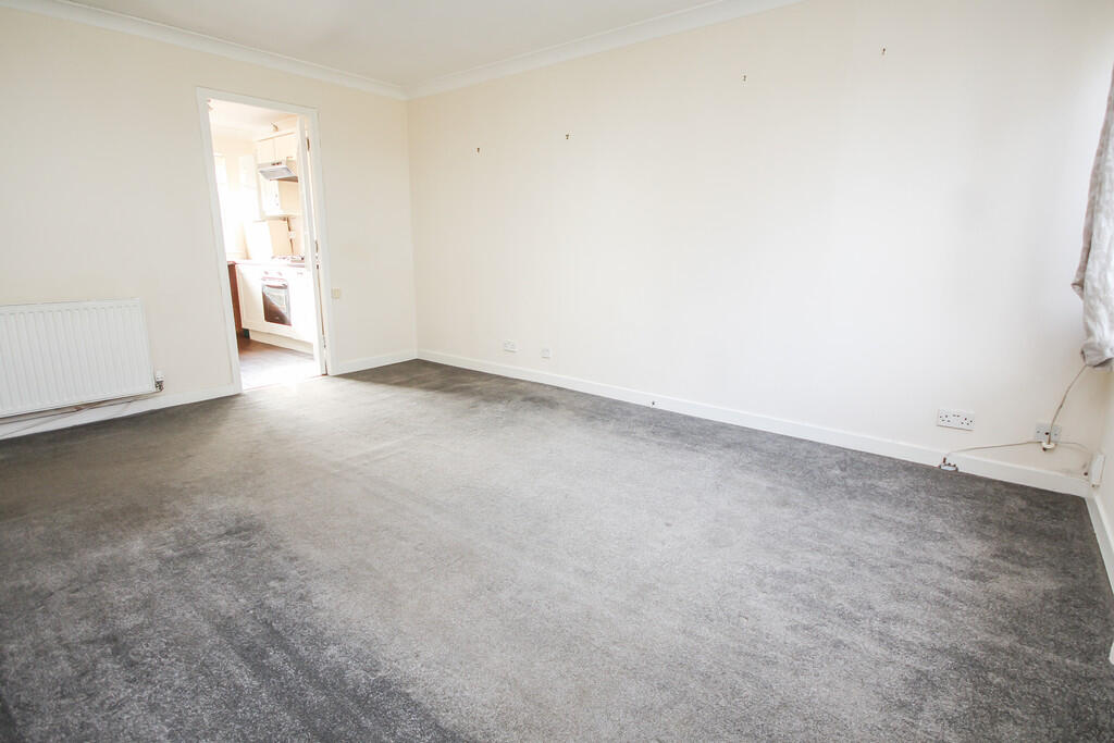 108 Spottiswood -...
