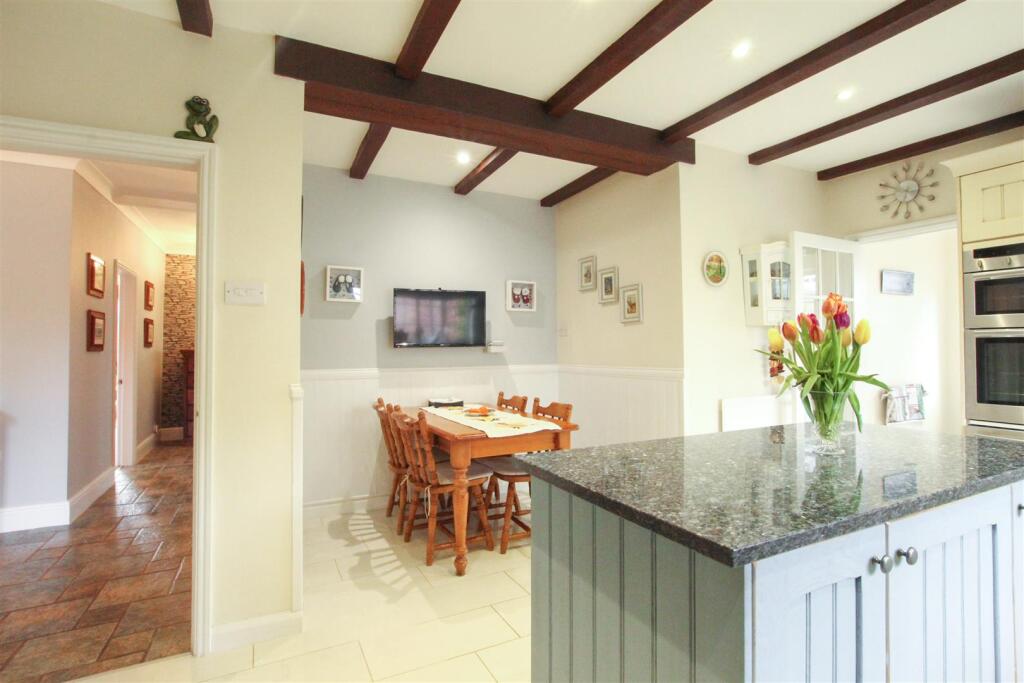 Kitchen-2-1.jpg