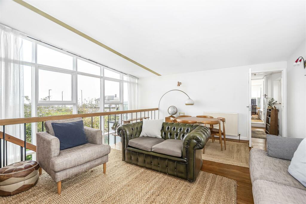 19 Limekiln Lane4.JPG