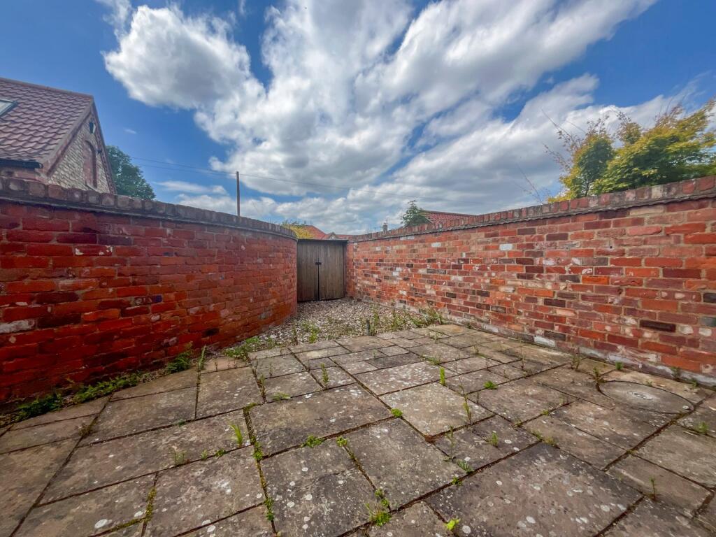 Courtyard Garden