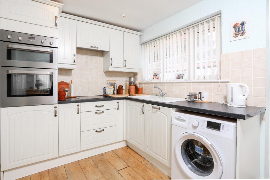 Kitchen/breakfast rm