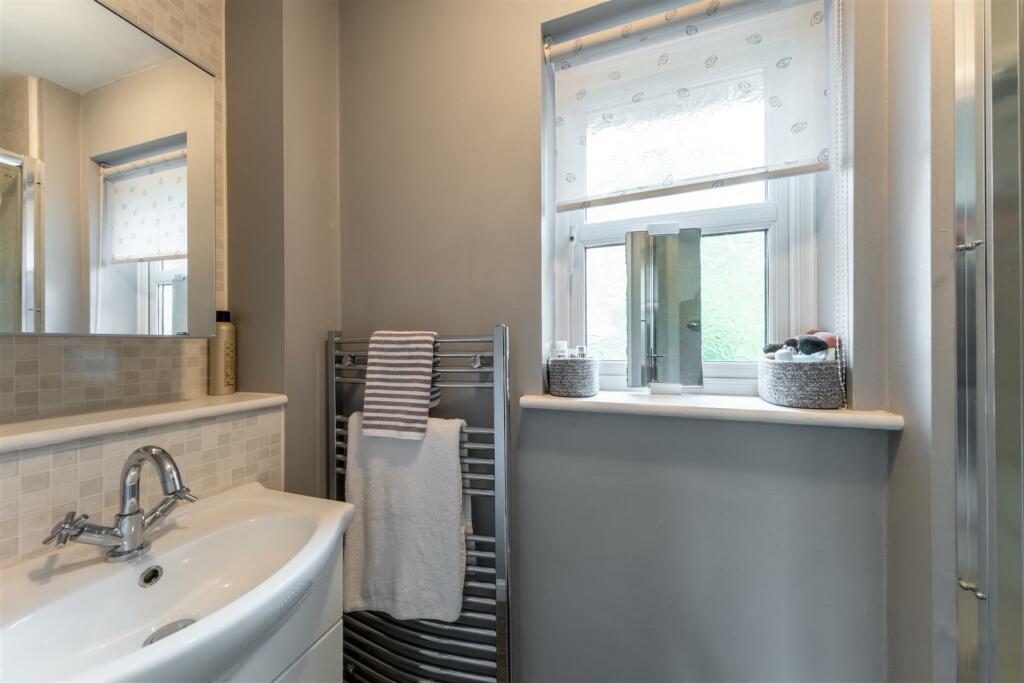 14 Delamere Close-017.jpg