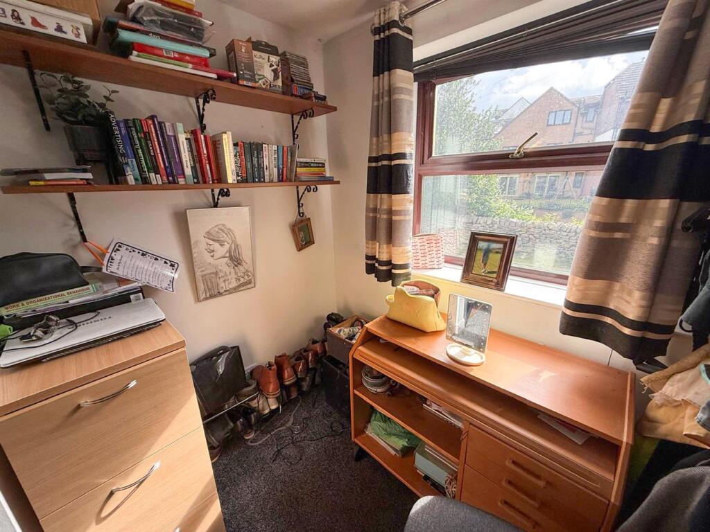 Four bed detached house, Silsden 15