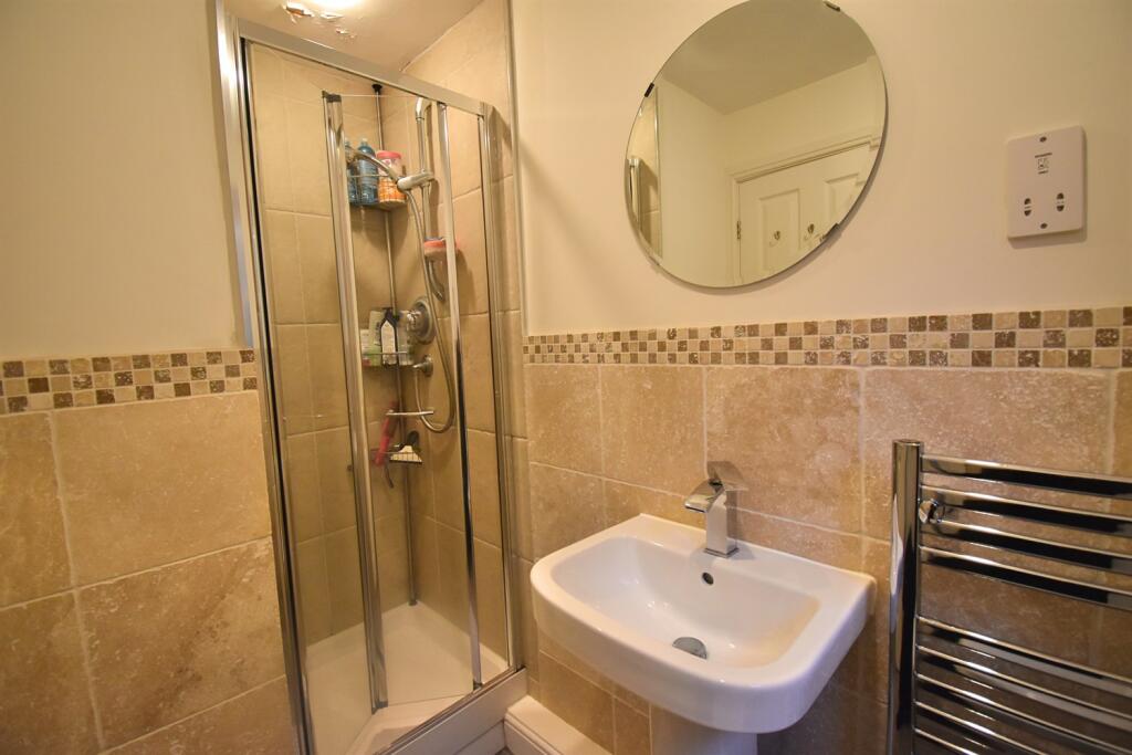 Ensuite Shower Room