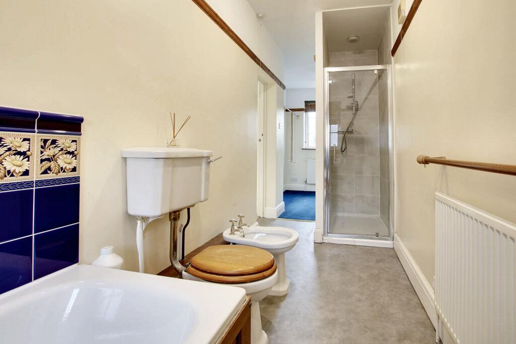 En-suite Bathroom