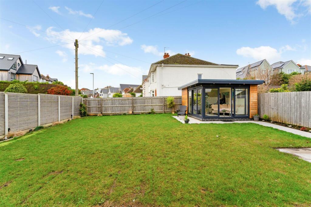 61759_132A Sandbanks Road Poole BH14 8DA  (10).jpg