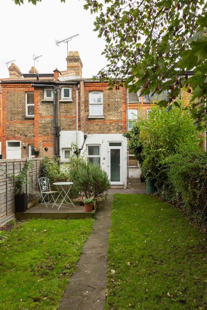 Carr Road E17