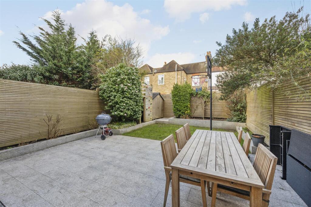 27 Southdown Road,6.jpg