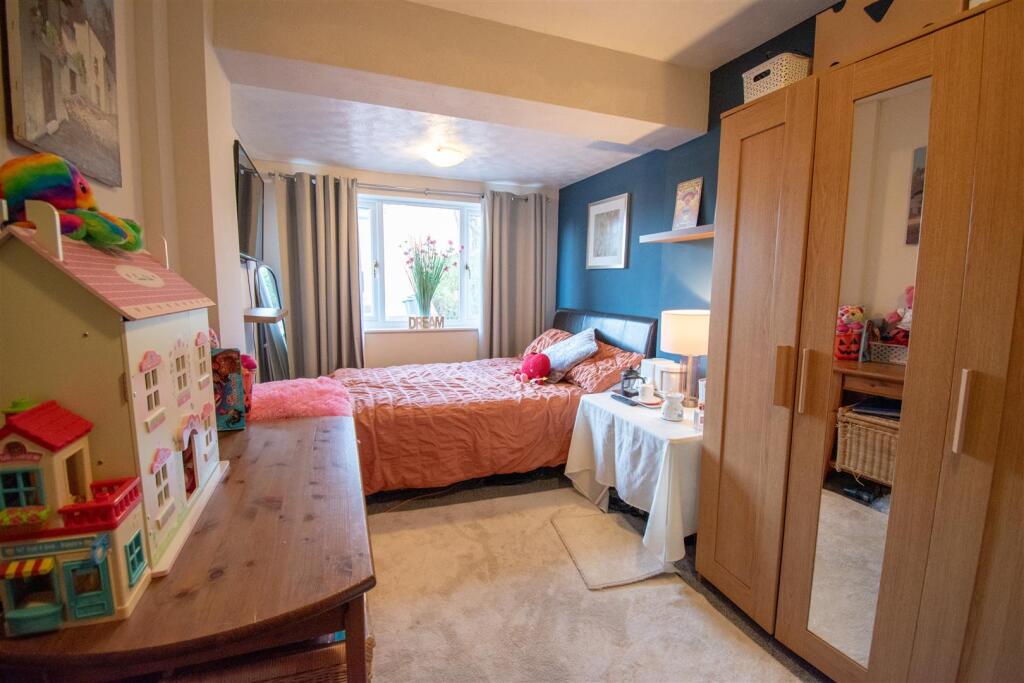 Photo 19-11-2025, 13 10 31.jpg