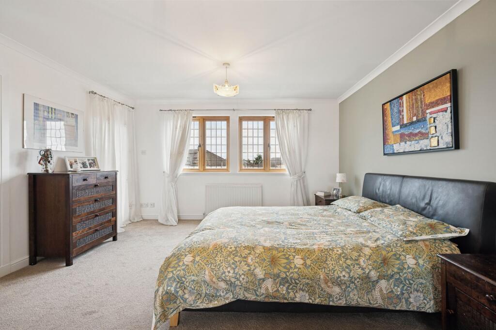 Principal Bedroom Suite