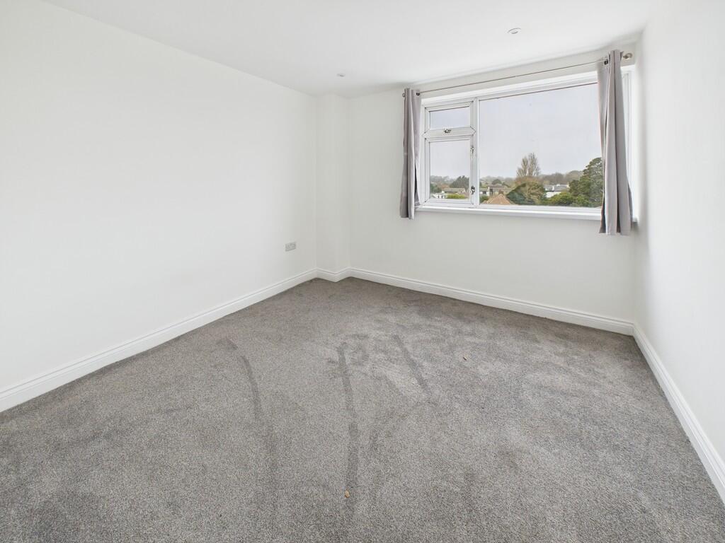 CAM05068G0-PR0012...