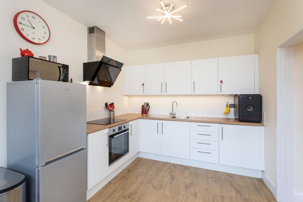 Kitchen / Breakfast Room