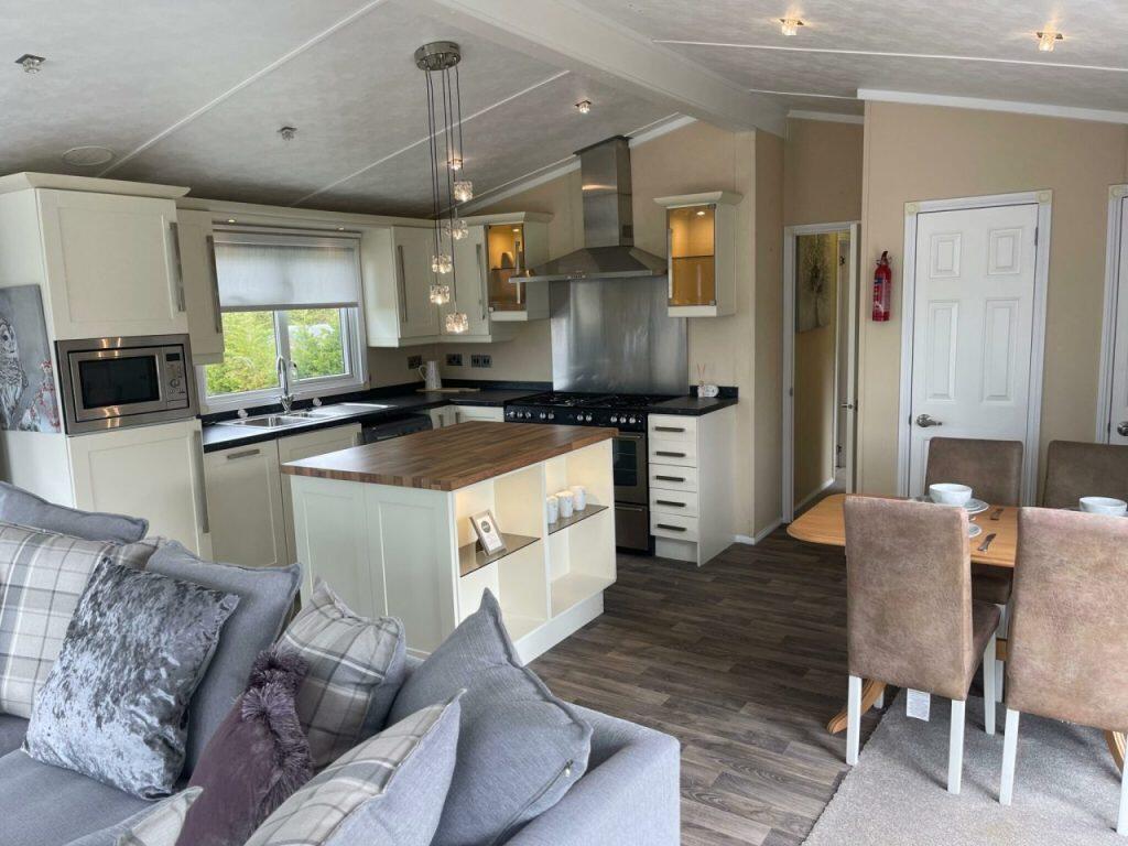 Whatsapp Image 2025 07 28 At 12.13.22 2b4a4c33 Sca