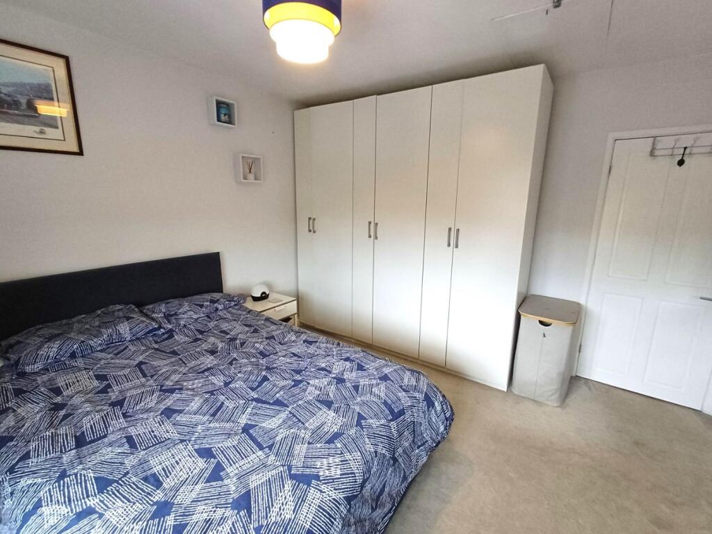 Bedroom3.jpg