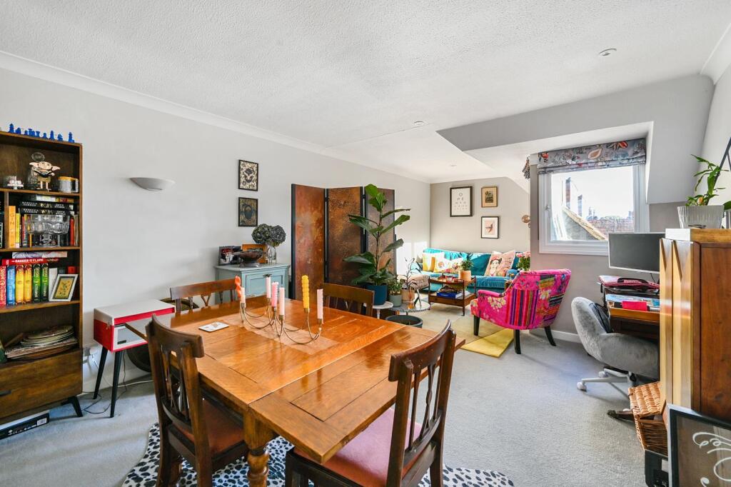 Oaks Road, Tenterden