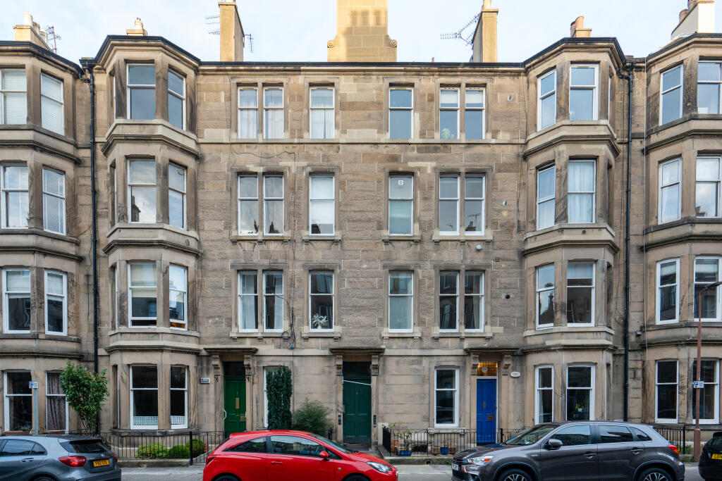 9 1F2 Comely Bank Place, Stockbridge, EH4 1DT (22)