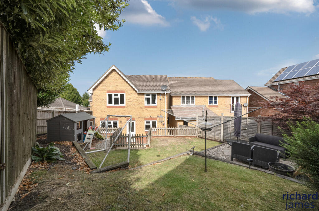 0d98f73a6df94068b2cb978d86ef307e