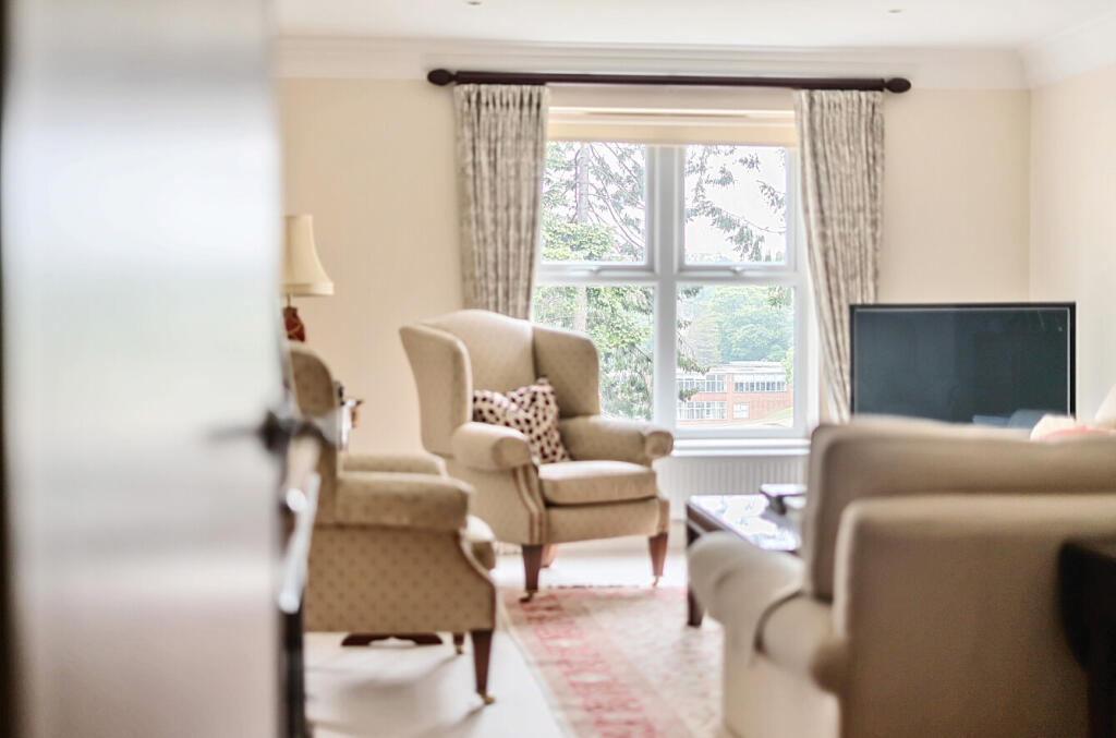 1299480-6-68357e9...