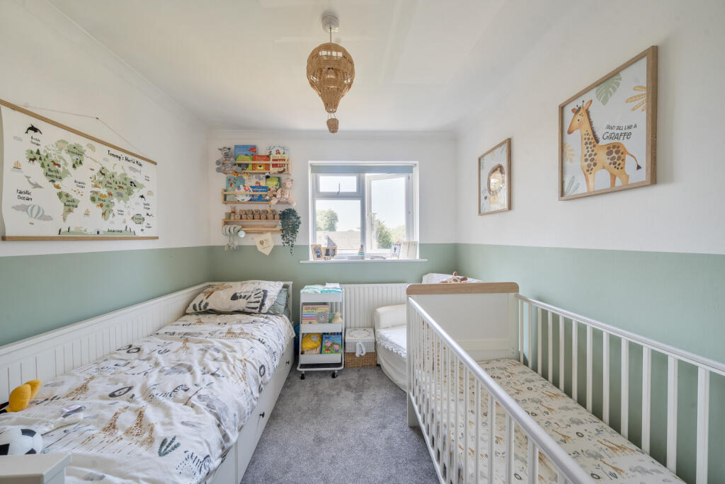 1312887-4-6853eab...