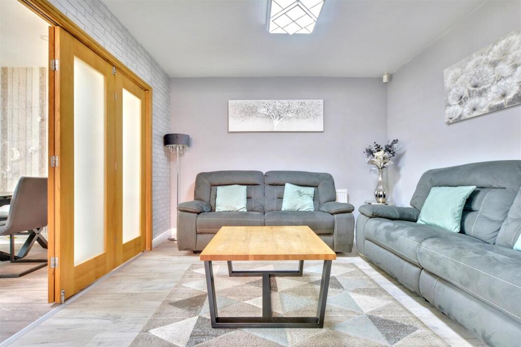 Dining Room_2.jpeg