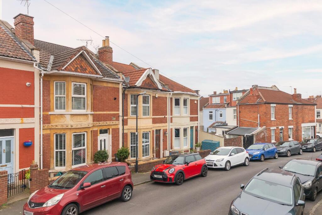 0S4RBN - External B.jpg