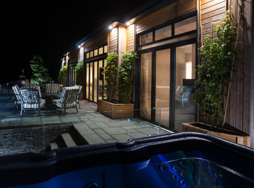 Hot Tub and Terra...