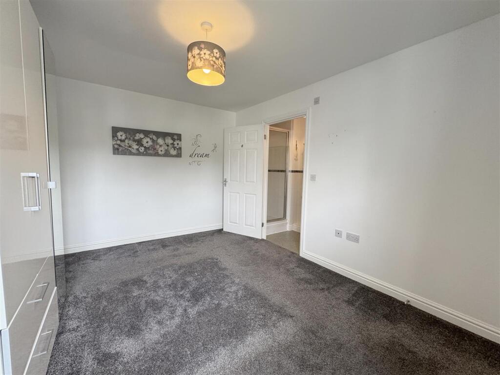 Ground Floor Bedroom with Ensuite