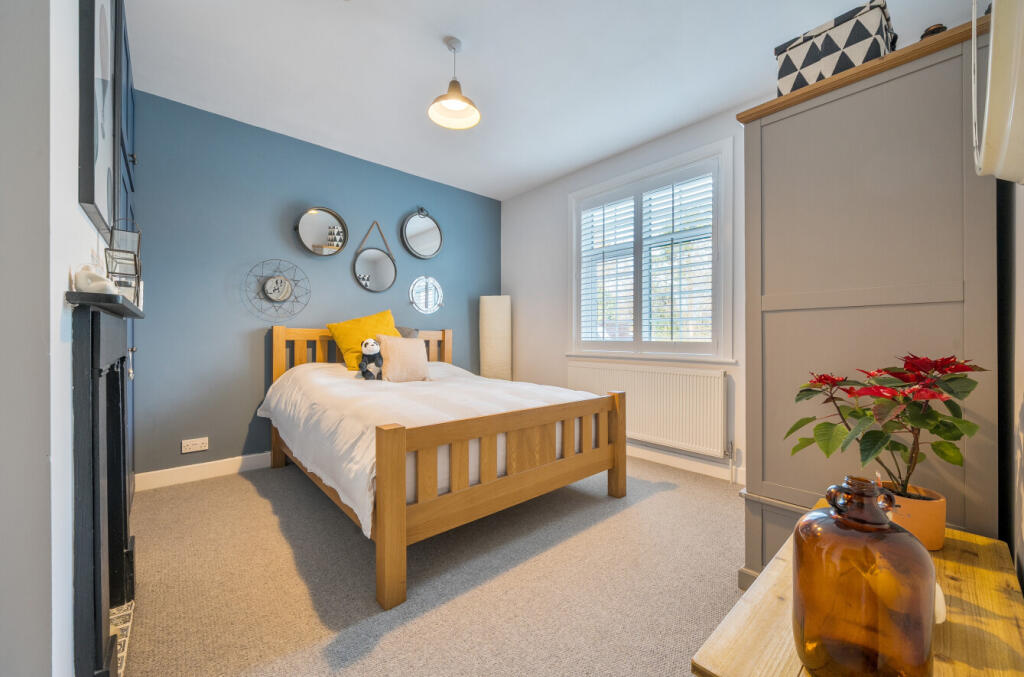 1396317-18-695d2e...