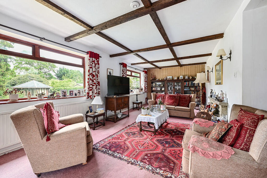 22 Frogmore Rd (1...