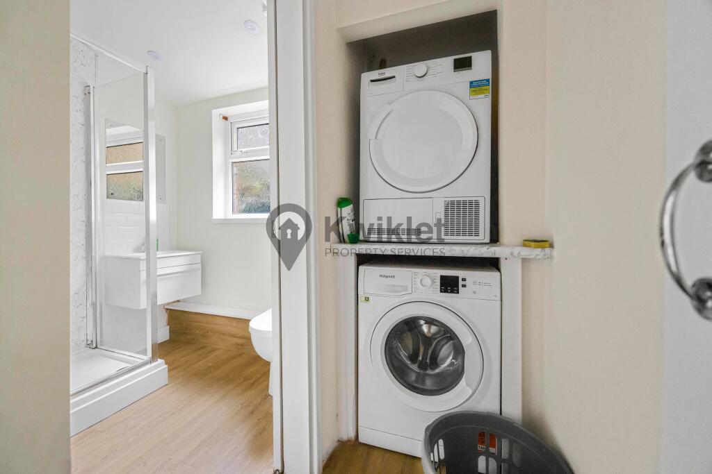 eZy Watermark_27-11-2024_02-20-28-6200PM.jpeg