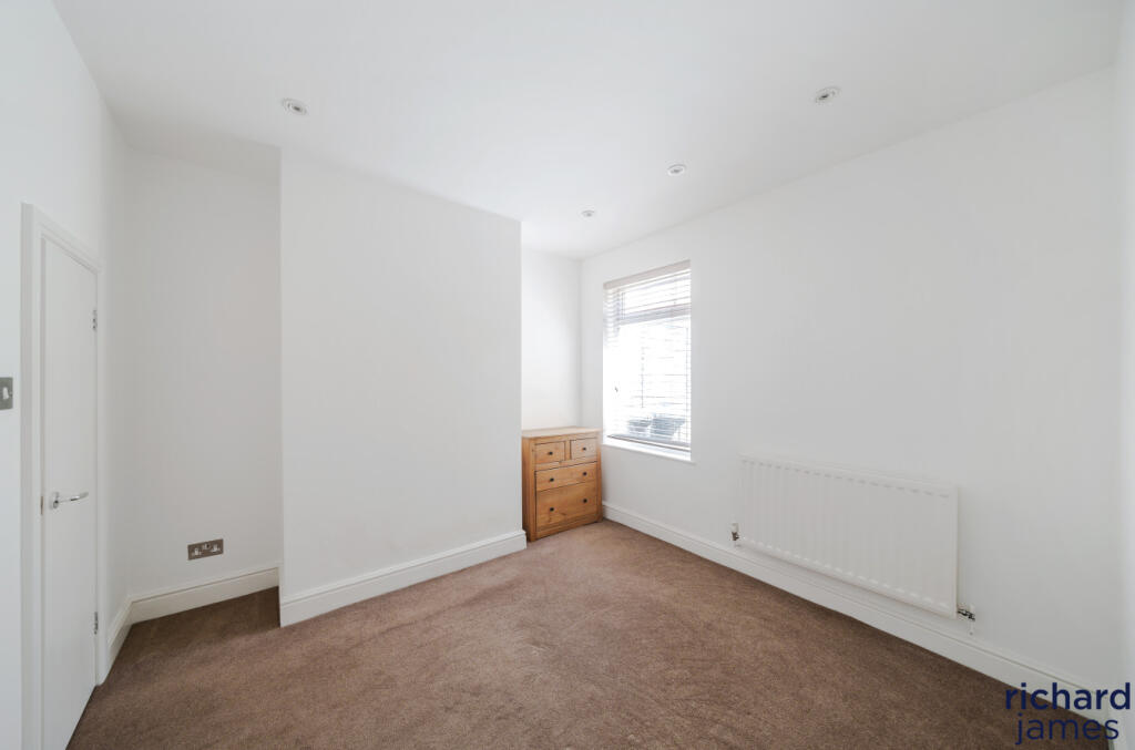 165349c0-b76e-462...