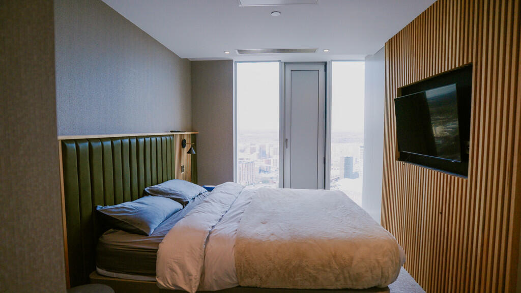 Elizabeth_Tower_P...