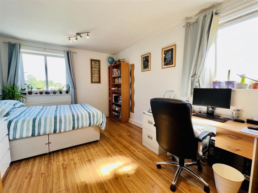Bedroom 2.jpg
