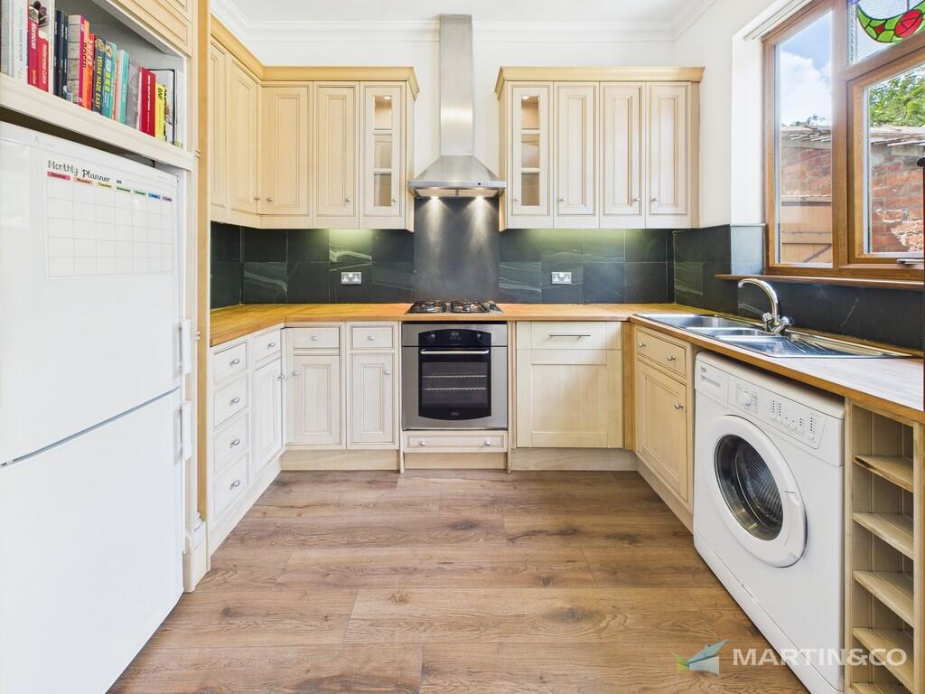 CAM02318G0-PR0473...