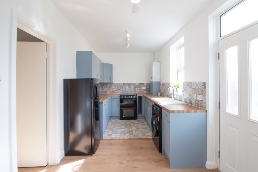 Brackenhall Road Adam Hendry EweMove Kitchen