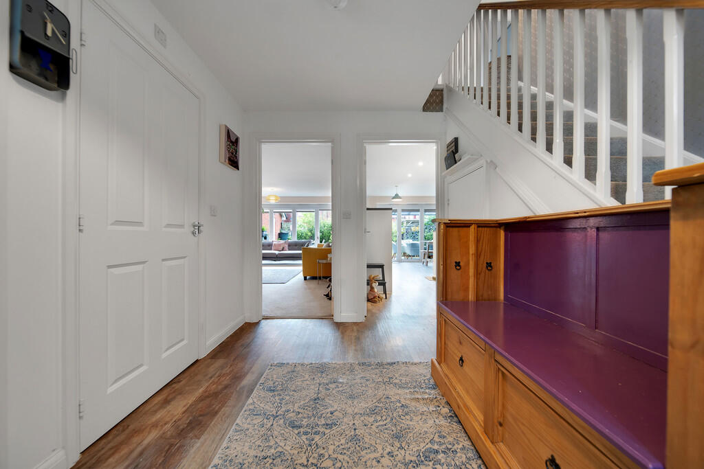 73 Ribbans Park R...