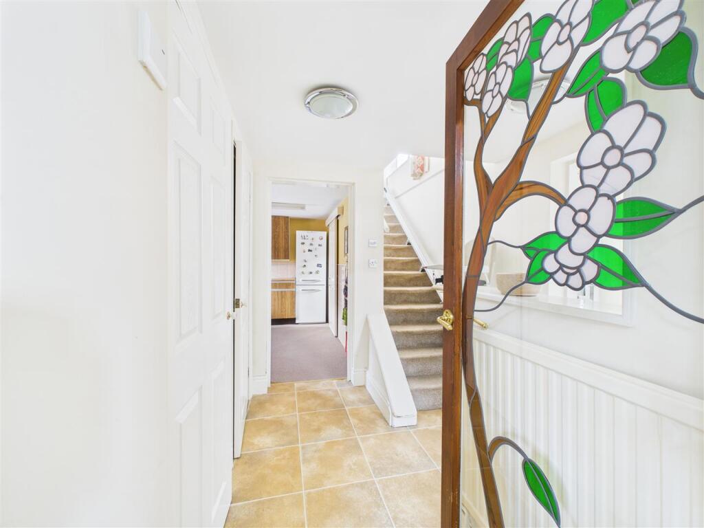 INNER HALLWAY