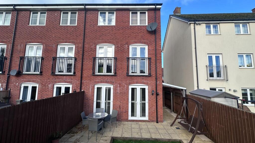 37 Hollybrook photo back rear.jpeg