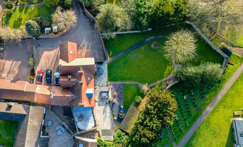 Wadworth House 12.jpg