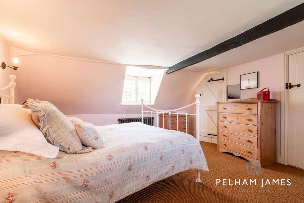Bedroom 2, Coppice House, Glaston