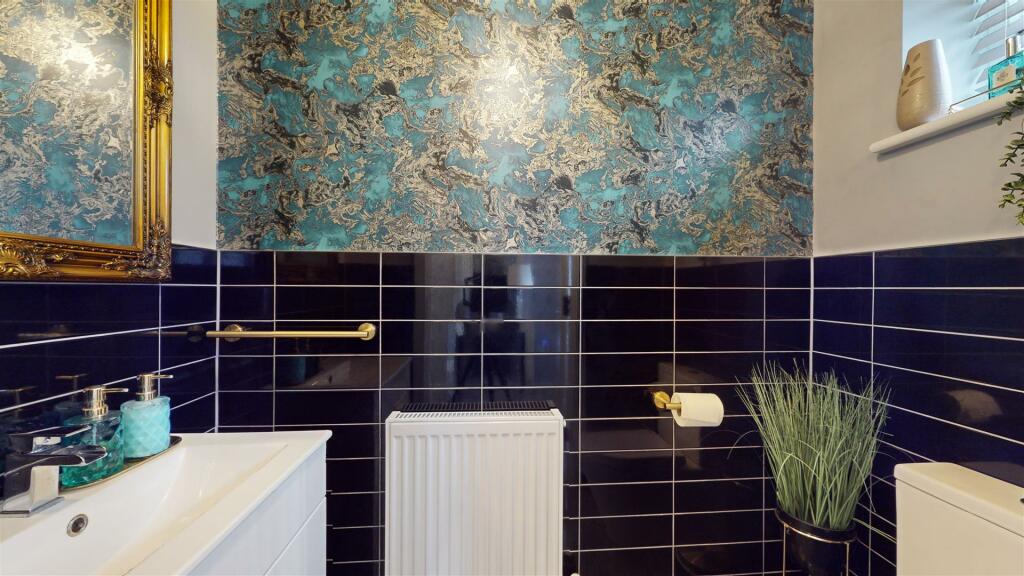 DOWNSTAIRS CLOAKROOM