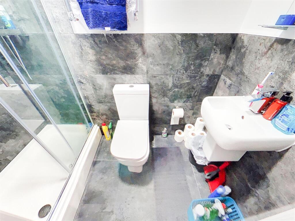 Screenshot 2024-10-0