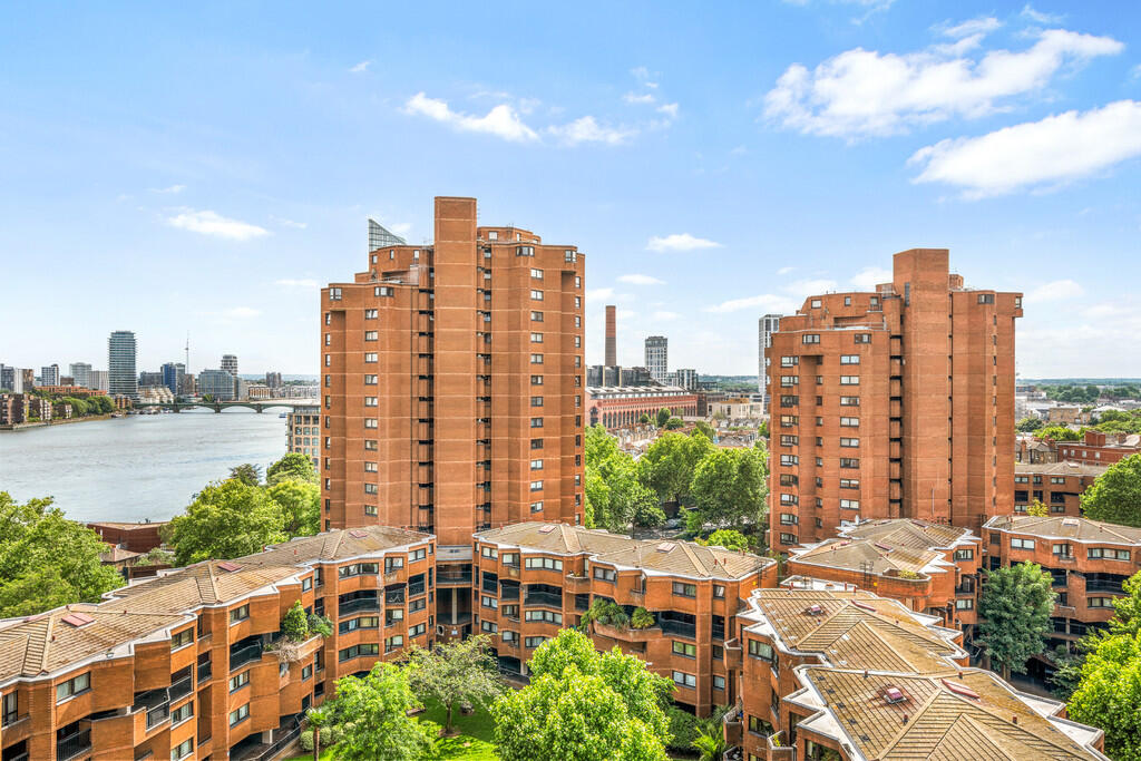32 Berenger Tower...