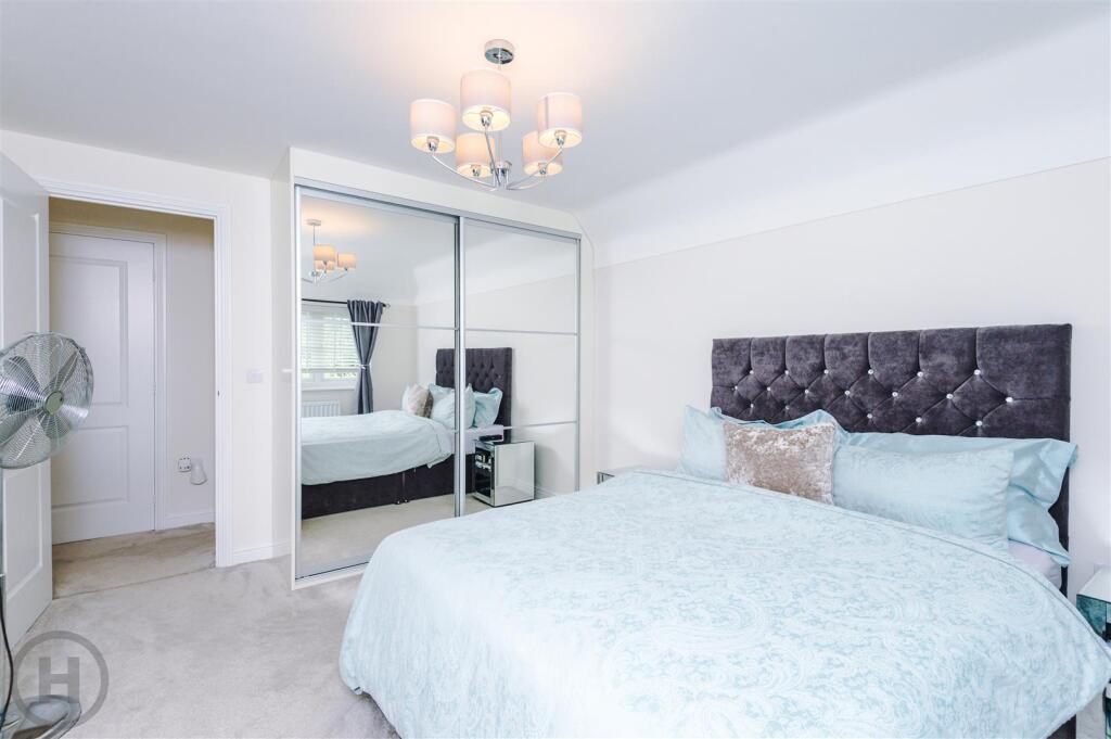 Master Bedroom.jpg