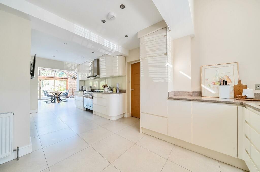 Davidson Frost-Wellings, DFW, Clamp Hill, Stanmore