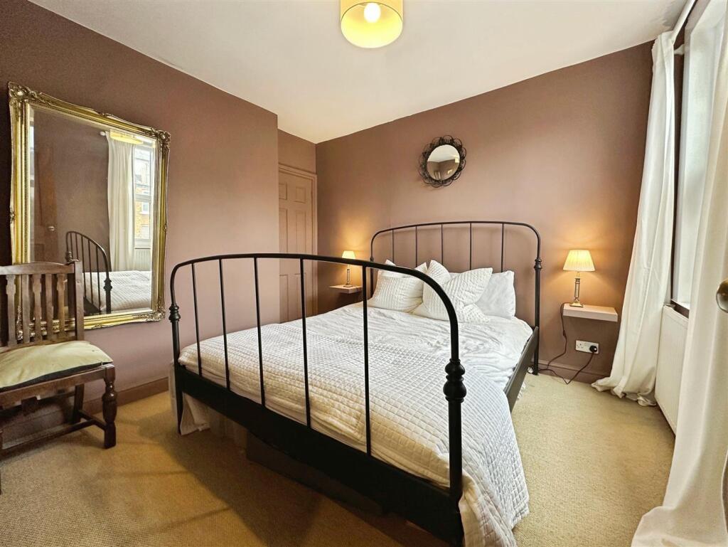 b6300826--4794-A0A3-7567107CED66-29896-00000A43395